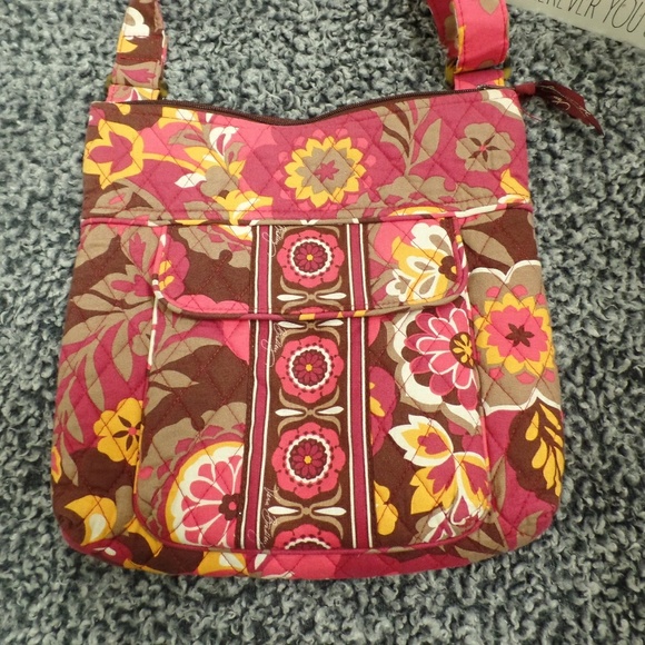 Vera Bradley Handbags - Vera Bradley purse